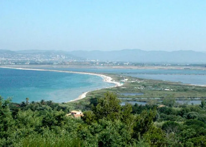 2 Pieces A : Port, Grande Terrasse 62m², Proche Plages, 4 Pers., Wifi, Commerces - Fr-1-335-184 Apartment