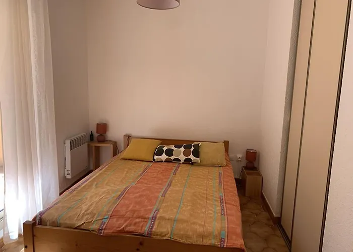 Apartment 2 Pieces A : Port, Grande Terrasse 62m², Proche Plages, 4 Pers., Wifi, Commerces - Fr-1-335-184 Hyeres